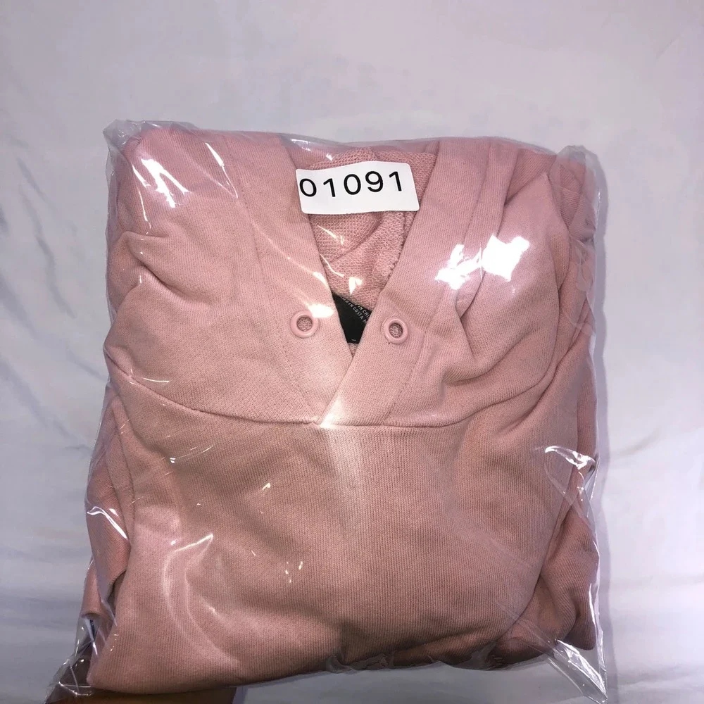 Hurley Womans Pink Logo Graphic Pullover Hoodie Sweatshirt CW0857 Medium